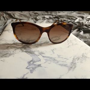 Burberry sunglasses